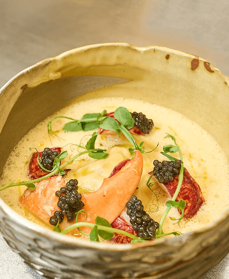 Recette de raviole de crabe et caviar Rova