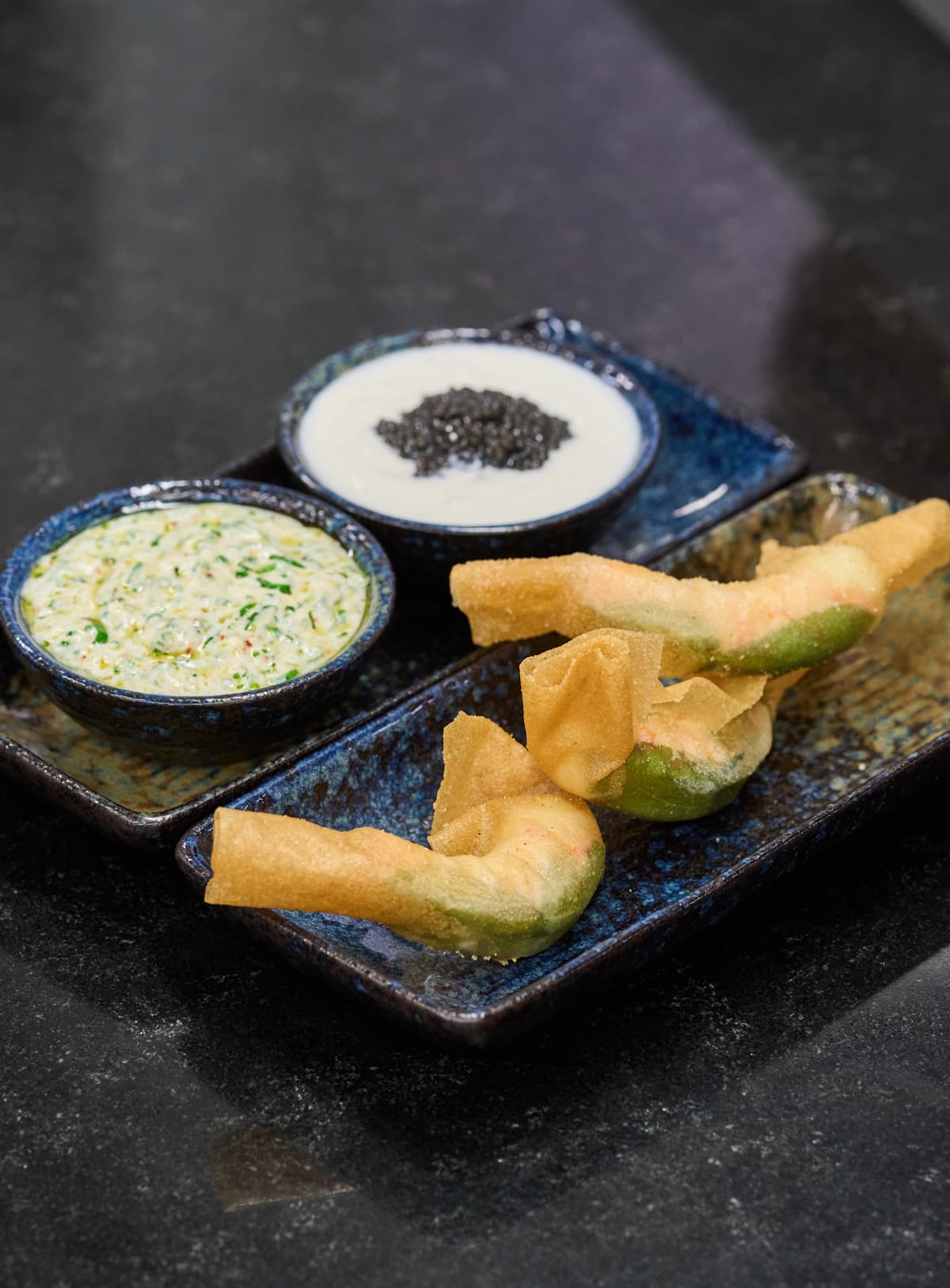 Recette de brick de crevettes et sauce crémeuse au caviar Rova